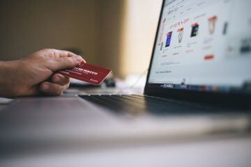 Pozabankowa karta kredytowa – nowy trend?